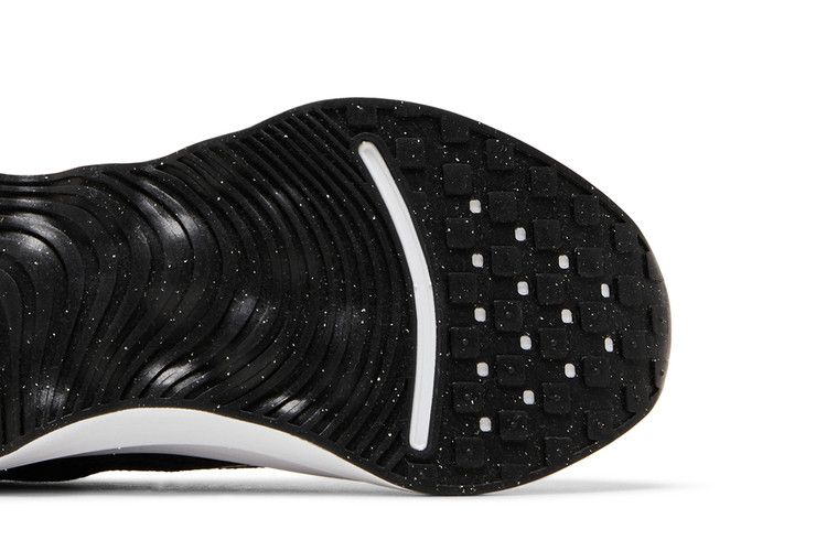 Nike Wmns Motiva 'Black White'
