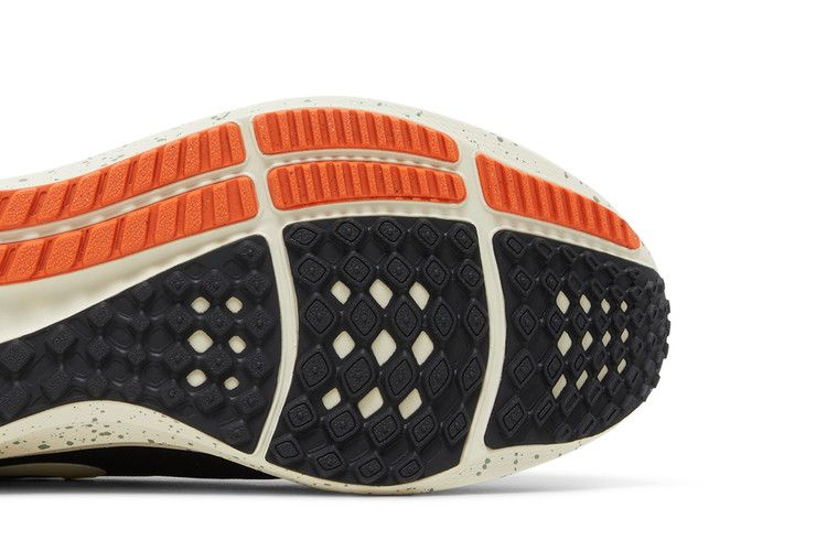 Nike Air Zoom Pegasus 39 'Black White Orange'