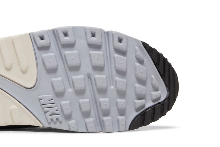 Nike Wmns Air Max 90 Futura 'Wolf Grey'