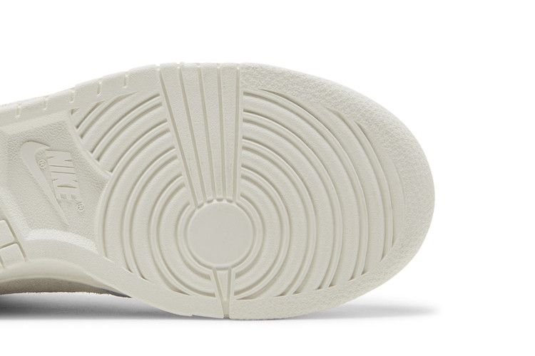 Nike Wmns Dunk High SE 'Clouds'