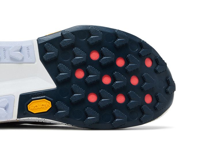 Nike ZoomX Zegama 2 'Platinum Paint Splatter'