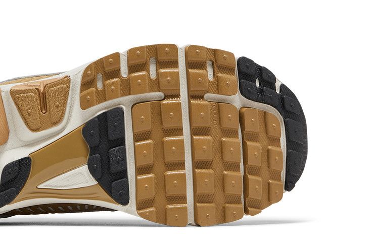 Nike Air Zoom Vomero 5 'Metallic Pewter'