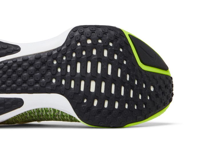 Nike ZoomX Invincible Run Flyknit 3 'White Volt Hyper Pink'