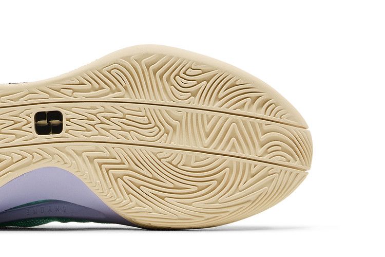 Nike Wmns Sabrina 1 EP 'Brooklyn's Finest'
