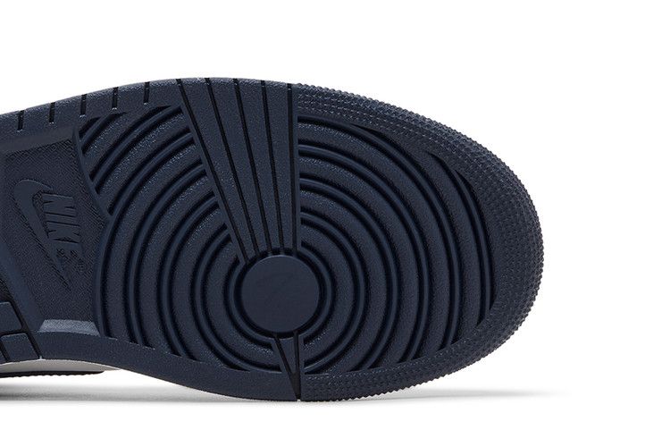 Wmns Air Jordan 1 Mid 'Midnight Navy Gold Charms'