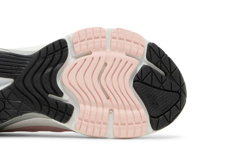 New Balance 990v6 Big Kid 'Pink Haze'