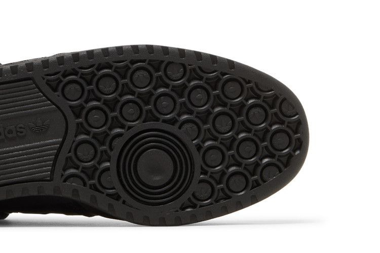 adidas Forum Low 'Triple Black'