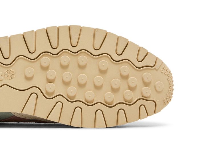 Smiley x Reebok Classic Leather '50th Anniversary'