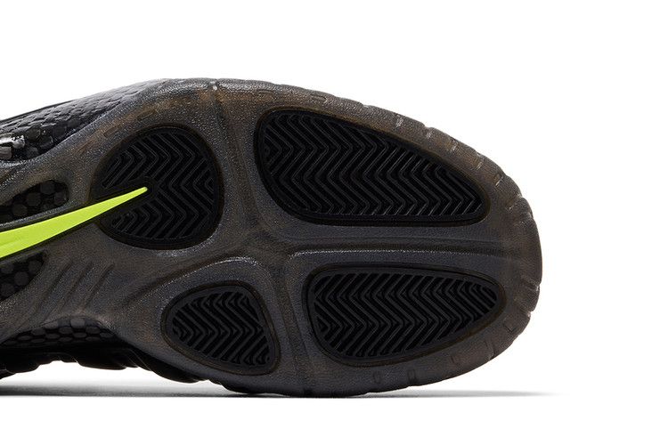 Nike Air Foamposite Pro 'Voltage' 2026