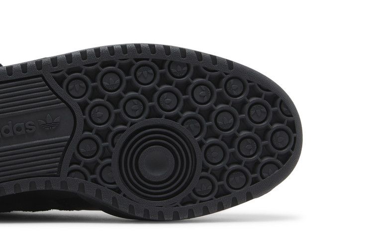 adidas Forum Low 'Triple Black'