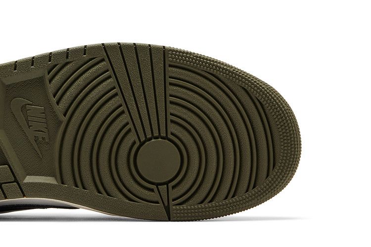 Air Jordan 1 Retro Low OG 'Medium Olive'