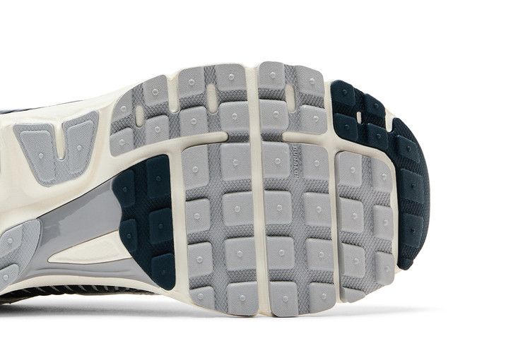 Nike Wmns Air Zoom Vomero 5 'White Armory Navy'