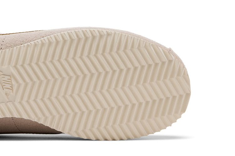 Nike Wmns Cortez 'Light Orewood Brown Fauna Brown'