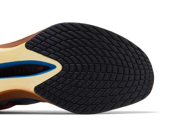 Nike ZoomX VaporFly Next% 4 'International Running Pack'