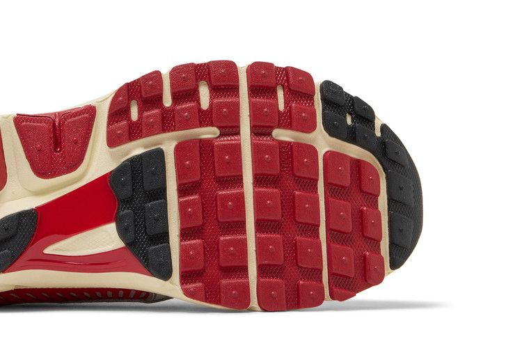 Nike Zoom Vomero 5 'Gym Red Chrome'