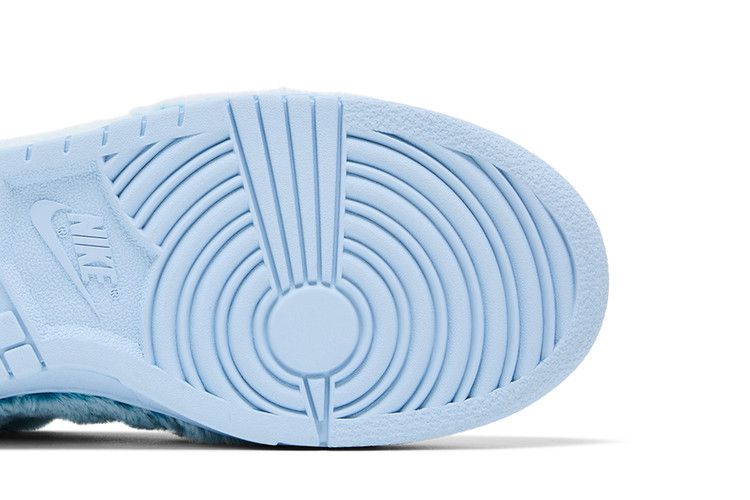 Nike Dunk Low GS 'Abominable Snowman'