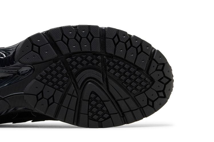 New Balance 1906U 'Triple Black'