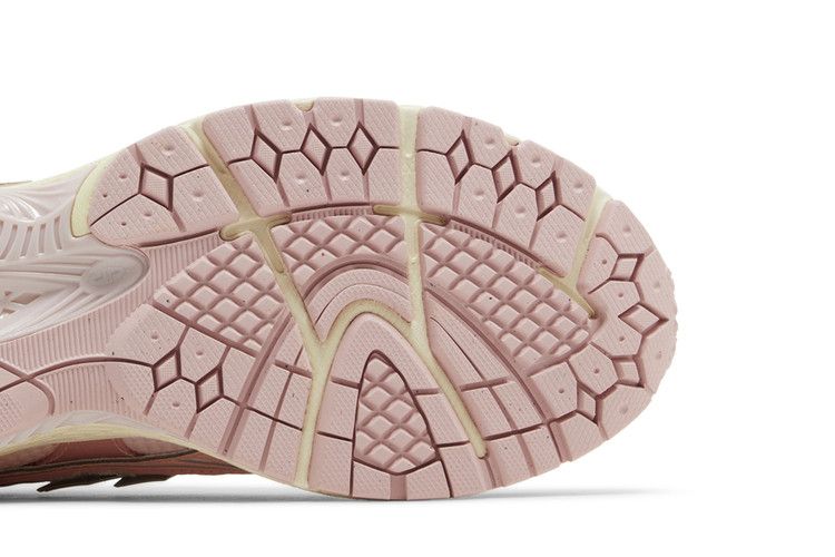New Balance 1906U 'Lunar New Year - Shell Pink'