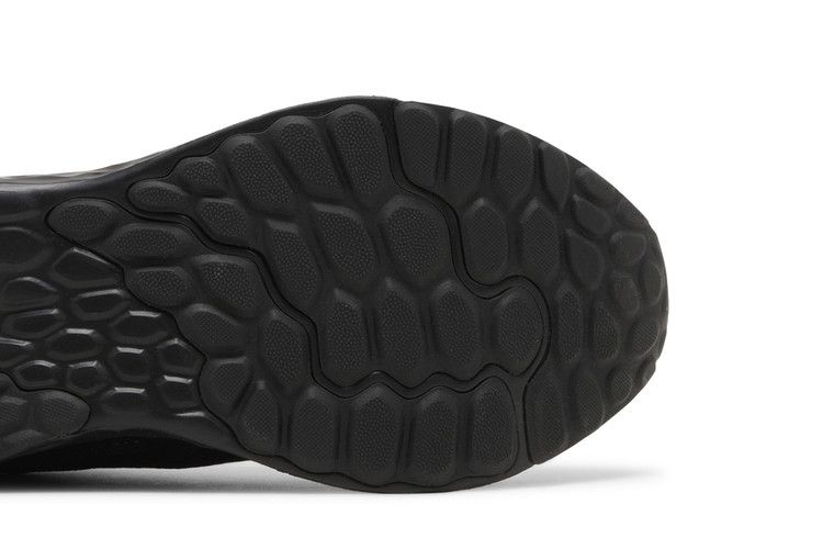 New Balance Fresh Foam Arishi v4 'Black Metallic'