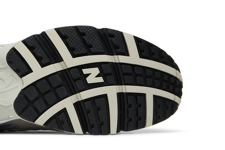 New Balance 725 'Grey'