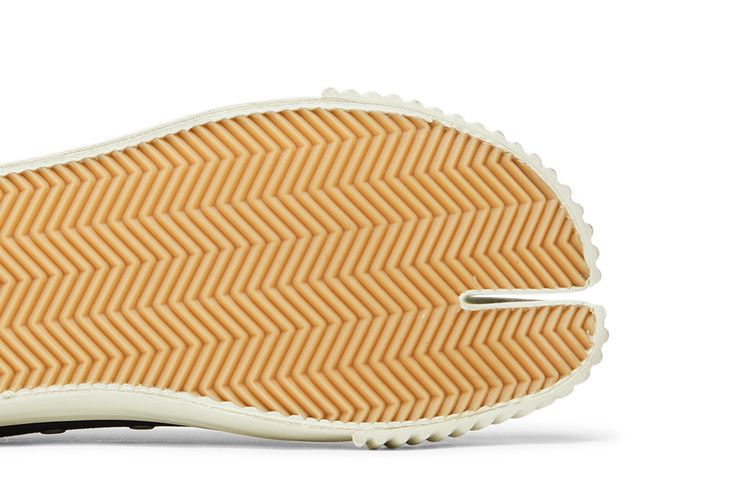 Maison Margiela Wmns Tabi Canvas Low 'Bianchetto'