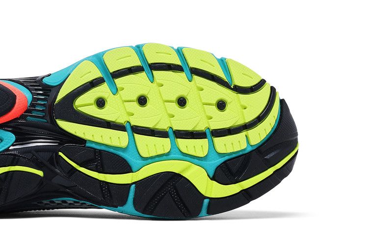 Saucony ProGrid Omni 9 'Mutant'