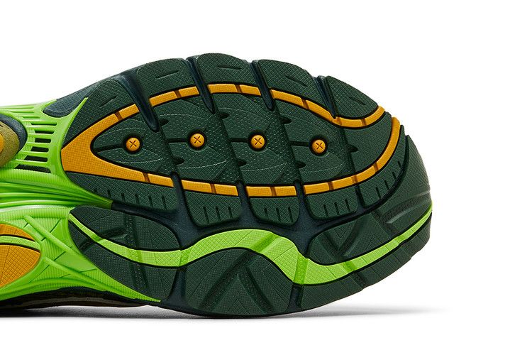 Starcow x Saucony ProGrid Omni 9 'Nature Acts, Man Does'