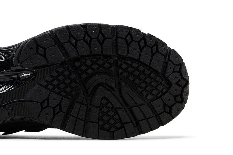 New Balance 1906W 'Triple Black'