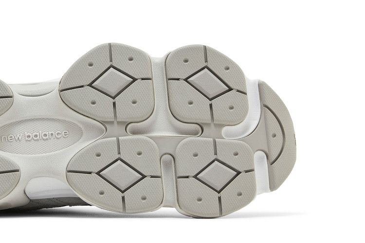 New Balance 9060 'Silver Metallic Grey'