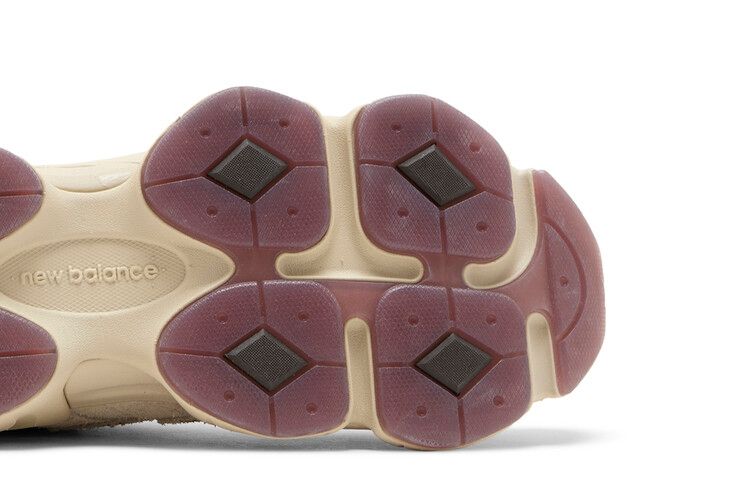 Sydney McLaughlin-Levrone x New Balance 9060 'Linen Black Coffee'
