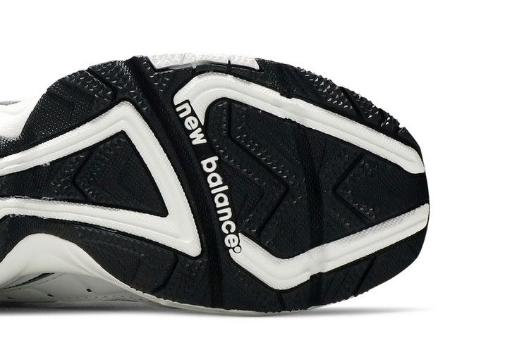 New Balance Wmns 452 'White Black'