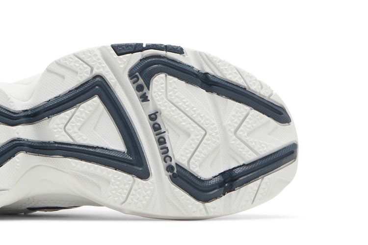 New Balance Wmns 608 'White Navy'